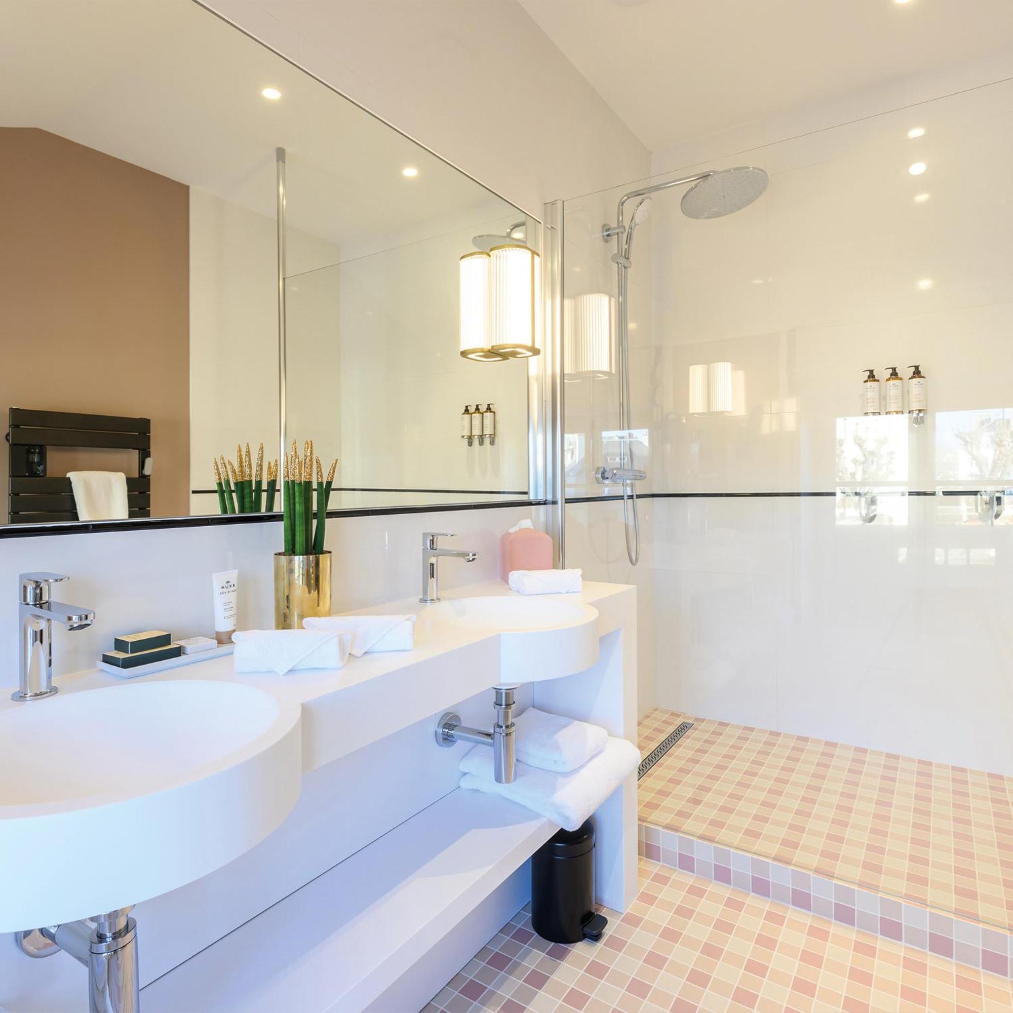 Épernay Les Suites Bb, Champagne Besserat De Bellefon מראה חיצוני תמונה